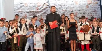 РАСЕЈАЊЕ: Освећена нова црква Св. Николе у предграђу Чикага
