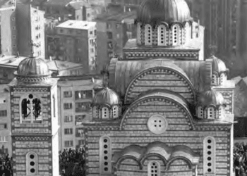 ЗАШТО СРБИ НА КиМ И ДАЉЕ ОСТАЈУ ИЗМЕЂУ ПРИШТИНСКОГ ЧЕКИЋА И БЕОГРАДСКОГ НАКОВЊА: Зачетак српске алтернативе и ”мали Зеленски” на Балкану