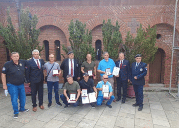 ПОДВИГ ИЗ 1999. ГОДИНЕ КОЈИ ЈЕ ИСПЛИВАО ИЗ ТИШИНЕ: Хероји који су изабрали живот