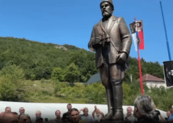 Spomenik pavlu Đurišiću